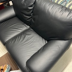 レザーソファーの画像