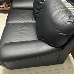 レザーソファーの画像