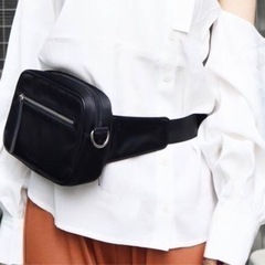 新品　エモダ　EMODA ナイロンクロスボディバッグ　ブラウンの画像
