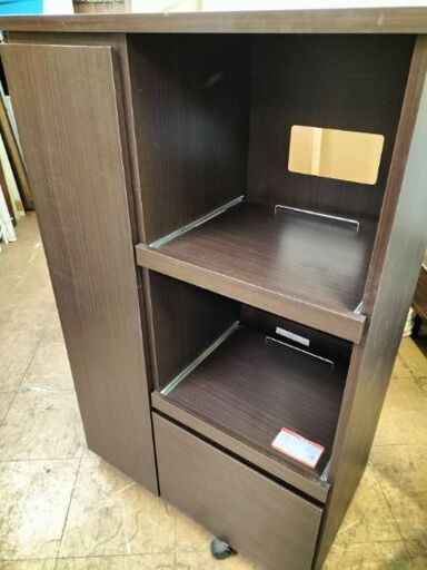 只今、商談中となっております。キッチンレンジボード　収納家具 中古品