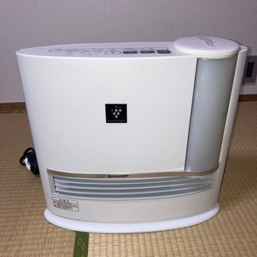【今だけ値下げ中！！】シャープ　加湿セラミックファンヒーター（2019年製）