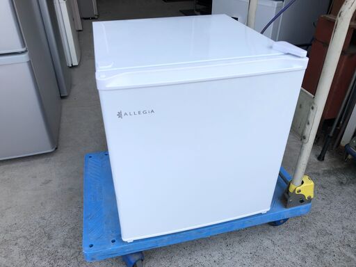 【動作保証あり】ALLEGiA アレジア 2018年 AR-BC46 46L 1ドア 冷蔵庫 棚板など無し【管理KRR485】