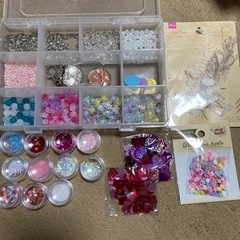 値下げ⭐️ハンドメイド☆デコパーツ☆ビーズ