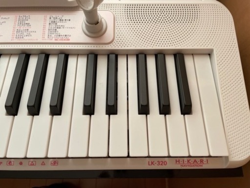 カシオ　キーボード　lk-320