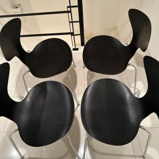 バーンハルトデザイン　スタッキングチェア　4脚セット