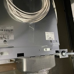 休日　電気工事手伝いさせてください