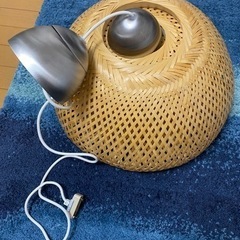 IKEA天井照明の画像
