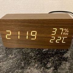 LEDデジタル置き時計