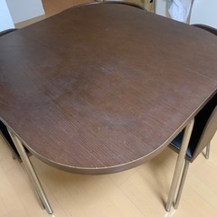 IKEA ダイニングテーブル＋椅子4つ