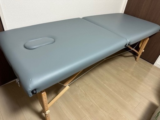 お取引中！【超美品】エステ　ベッド　折り畳み