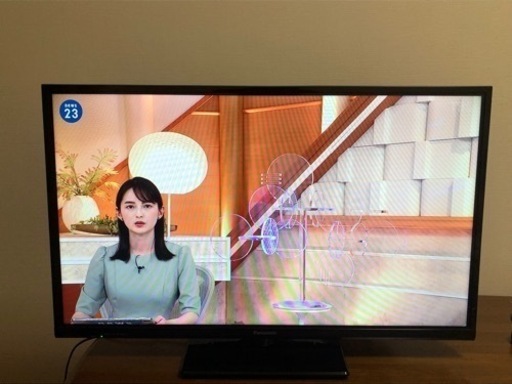 液晶テレビ　Panasonic 32型