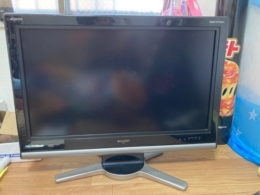 テレビ　AQUOS 32型