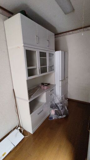 食器棚 ２２５cm－１２０cm－４５cm