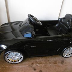 乗用玩具 電動自動車　ベンツ 中古品　ジャンク品　引き取り専用
