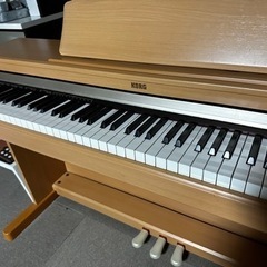 【取引完了】KORG  電子ピアノ　C-2200  お手軽に演奏を始めたい方に　【T-GARAGE】の画像
