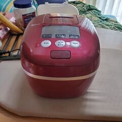 炊飯器の画像