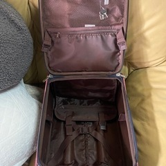 キャリーバッグ　手荷物固定ベルト付きの画像