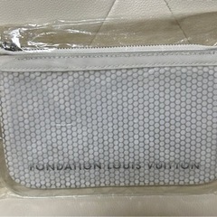 【新品•未使用】ルイヴィトンフォンダシオン