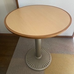 丸テーブル