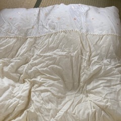 ベビー　赤ちゃんの城　羽毛　掛け布団2枚組