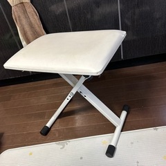 イス　ピアノ用　もうすぐ粗大ゴミに出します