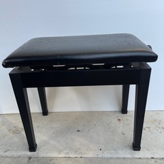 ピアノ　電子ピアノの椅子　黒色