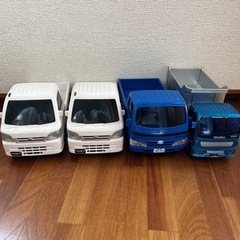 お値下げ‼️トイコー はたらく車 4台 単品可