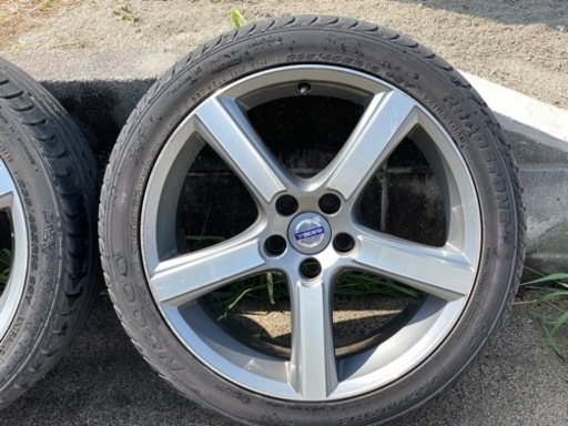 ボルボ純正235/40ZR18 4本