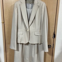 13号　スーツ　入学式