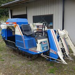 イセキ（井関）コンバイン　HL120型　エンジン始動確認済