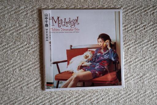 山中千尋　アナログ３０㎝ＬＰレコード（限定盤）／Ｍａｄｒｉｇａｌ