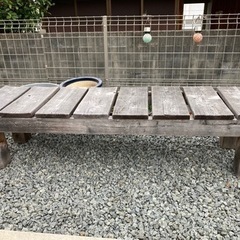 ベンチ　屋外　デッキ