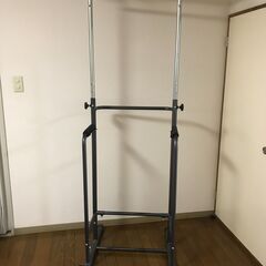 ぶら下がり健康器具 懸垂マシン