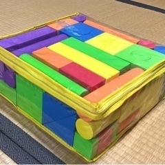 木製ではない積み木