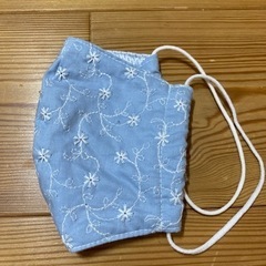 小花柄の夏マスク