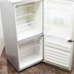 4/13〆切。冷蔵庫お譲りします！(1〜2人暮らしに最適です) 【引越し大量出品中】の画像