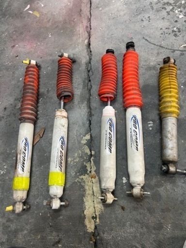 プロコンプ　ショックアブソーバー