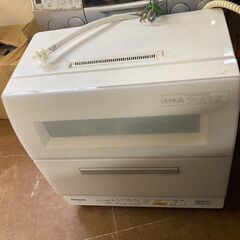 ☆中古￥12,800！【会員価格￥12,800】Panasonic　パナソニック　電気食器洗い乾燥機　家電　2017年製　NF-TR9-W型　【BF036】