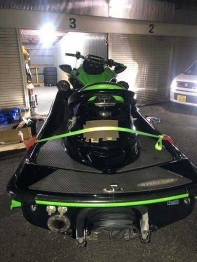 ジェットスキー、カワサキウルトラ３１０R  船体のみ