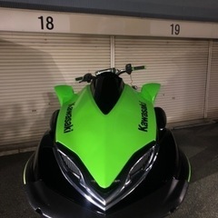 ジェットスキー、カワサキウルトラ３１０R  船体のみの画像