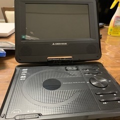 7型ワイドポータブルDVDプレーヤーの画像