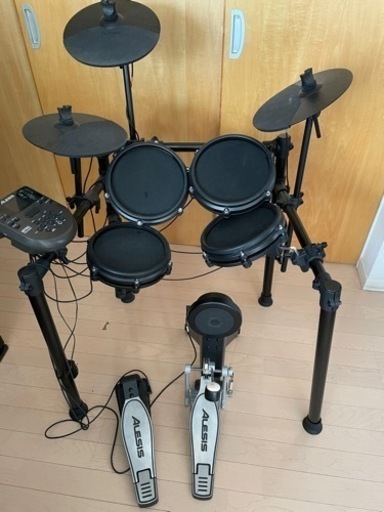 ALESIS 電子ドラム　Nitro mesh kit スティック　スティックケース付