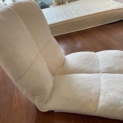 無料で座椅子譲ります！