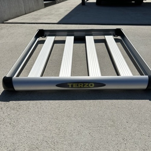 ルーフラック　キャリア