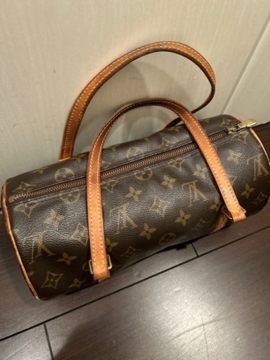 VUITTON パピヨン