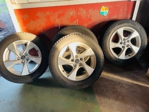 Toyota chr タイヤ 225/60 r17 デジタイヤ スタッドレス