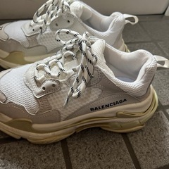 正規品37 BALENCIAGA バレンシアガ トリプルS 白