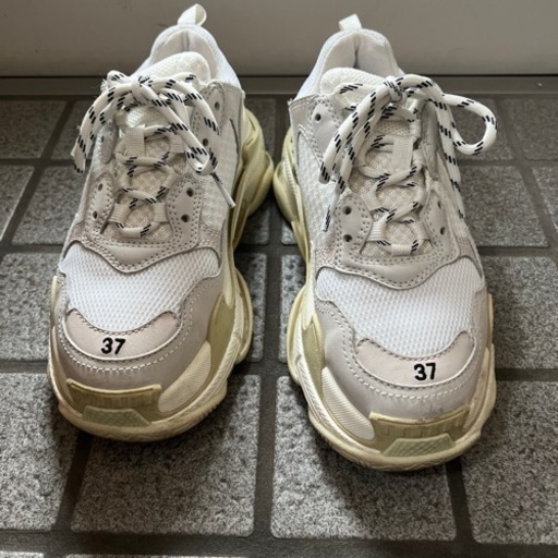 正規品37 BALENCIAGA バレンシアガ トリプルS 白