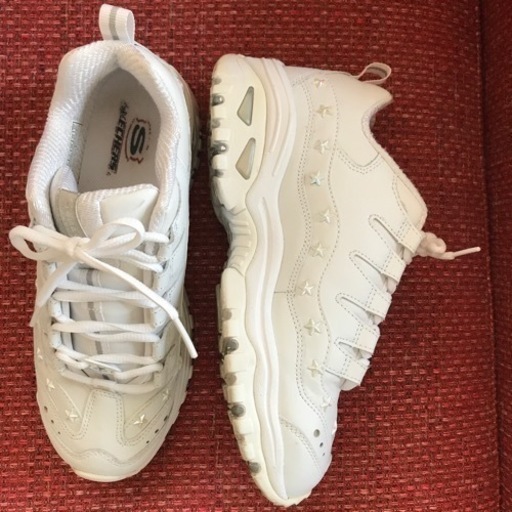 スケチャーズ　SKECHERS 25CM