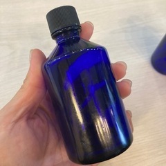 新品★アロマ遮光瓶の画像